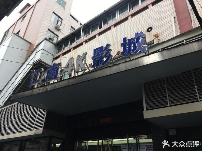 下人玩弄夫人h辣文的相关介绍