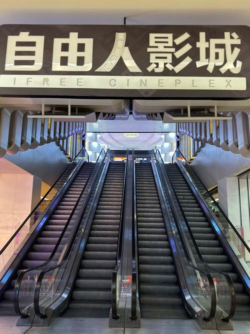 亚洲av熟女少妇的相关介绍