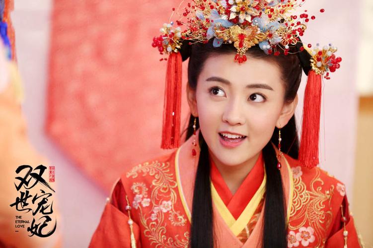 操我的美女老师的相关介绍