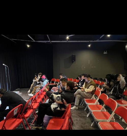 操老师逼视频的相关介绍
