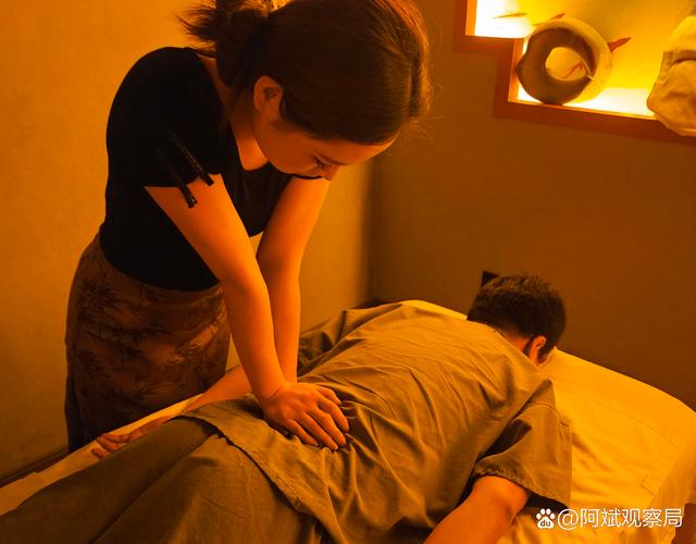 俄罗斯肥胖女毛片的相关介绍