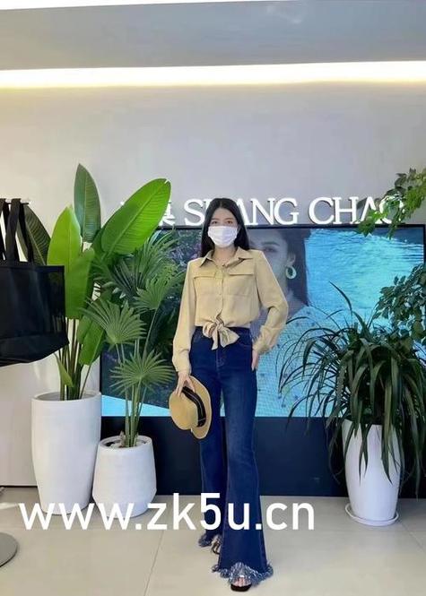 风流少妇人妻的相关介绍