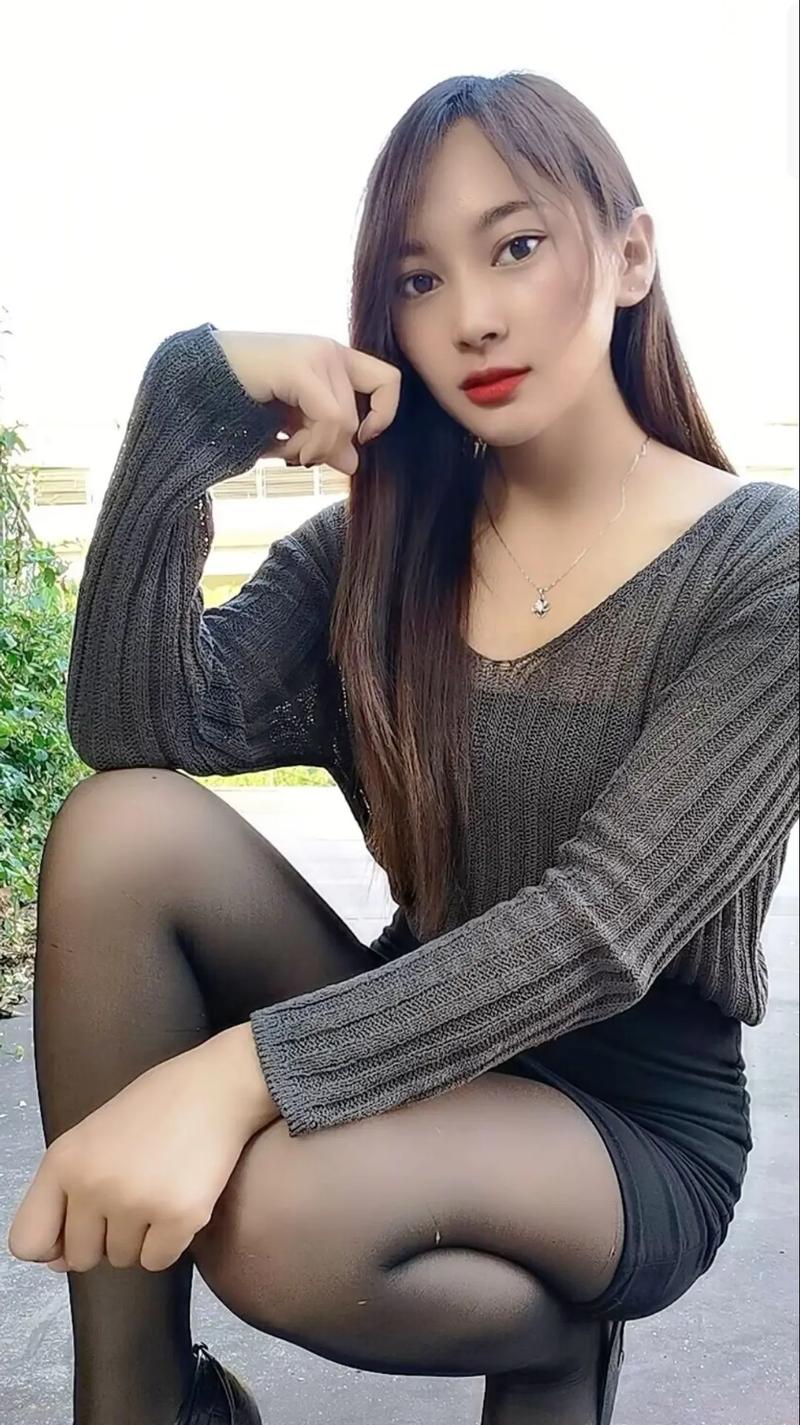 亚洲av无码不卡私人影院的相关介绍