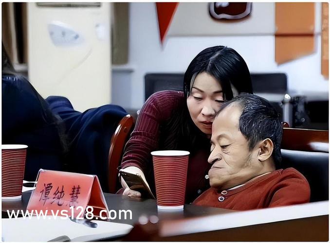 少妇激情性av的相关介绍