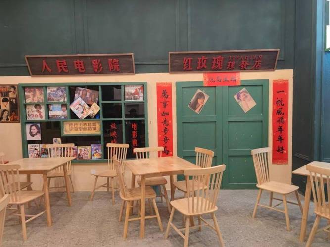 一边亲一边揉的相关介绍