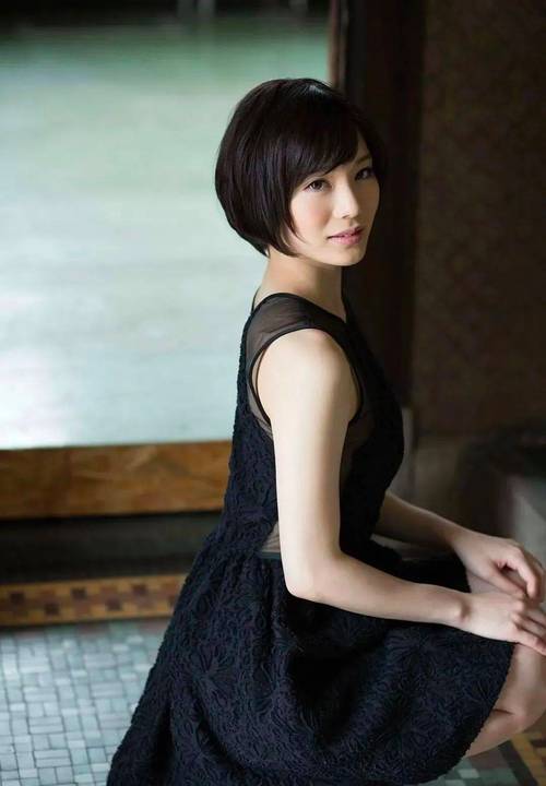 欧美人妻复古在线的相关介绍
