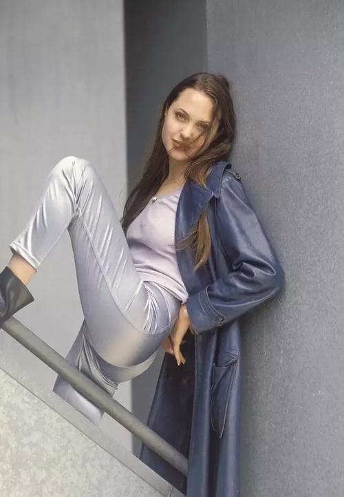少妇熟av的相关介绍